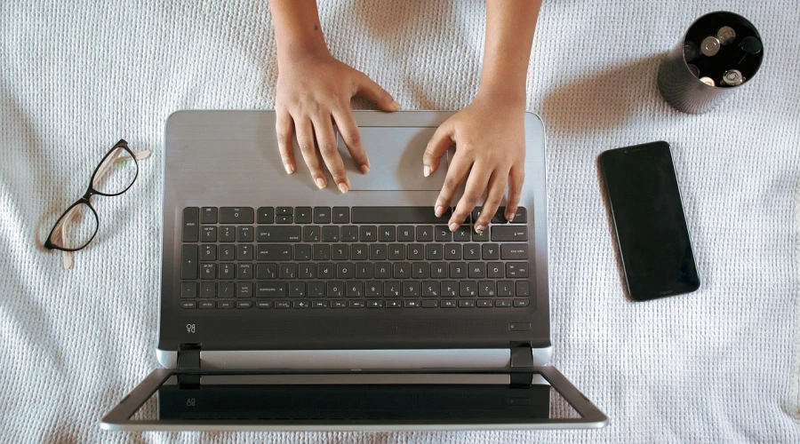 laptop notebook homeoffice